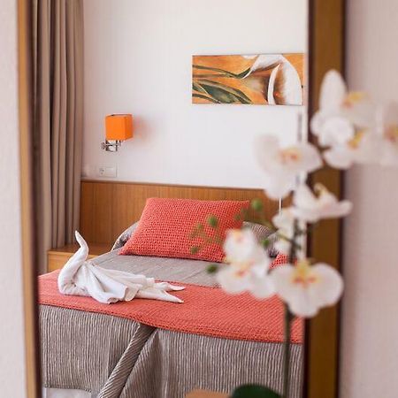Hostal Los Pinos Es Cana Zewnętrze zdjęcie
