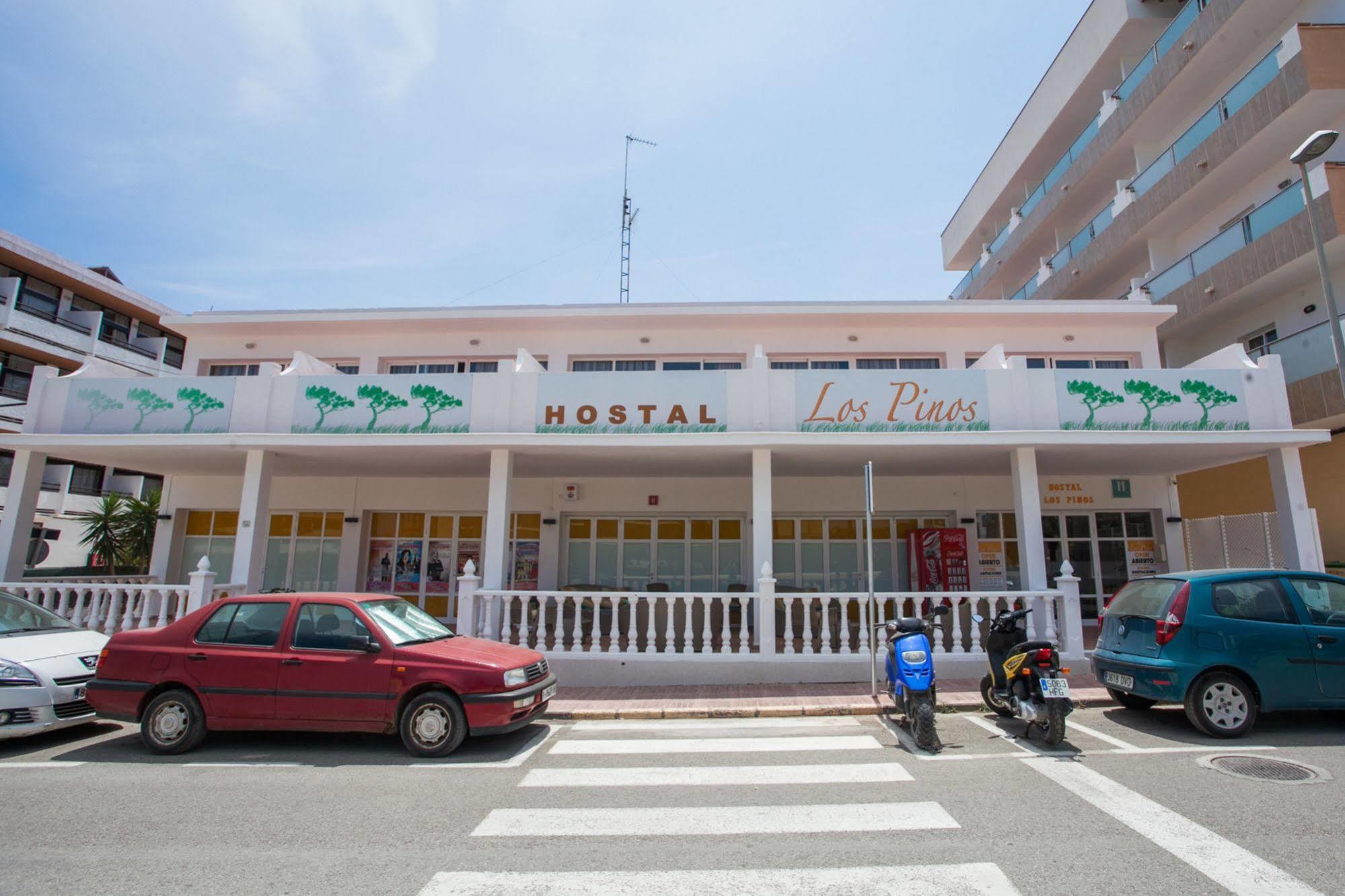 Hostal Los Pinos Es Cana Zewnętrze zdjęcie